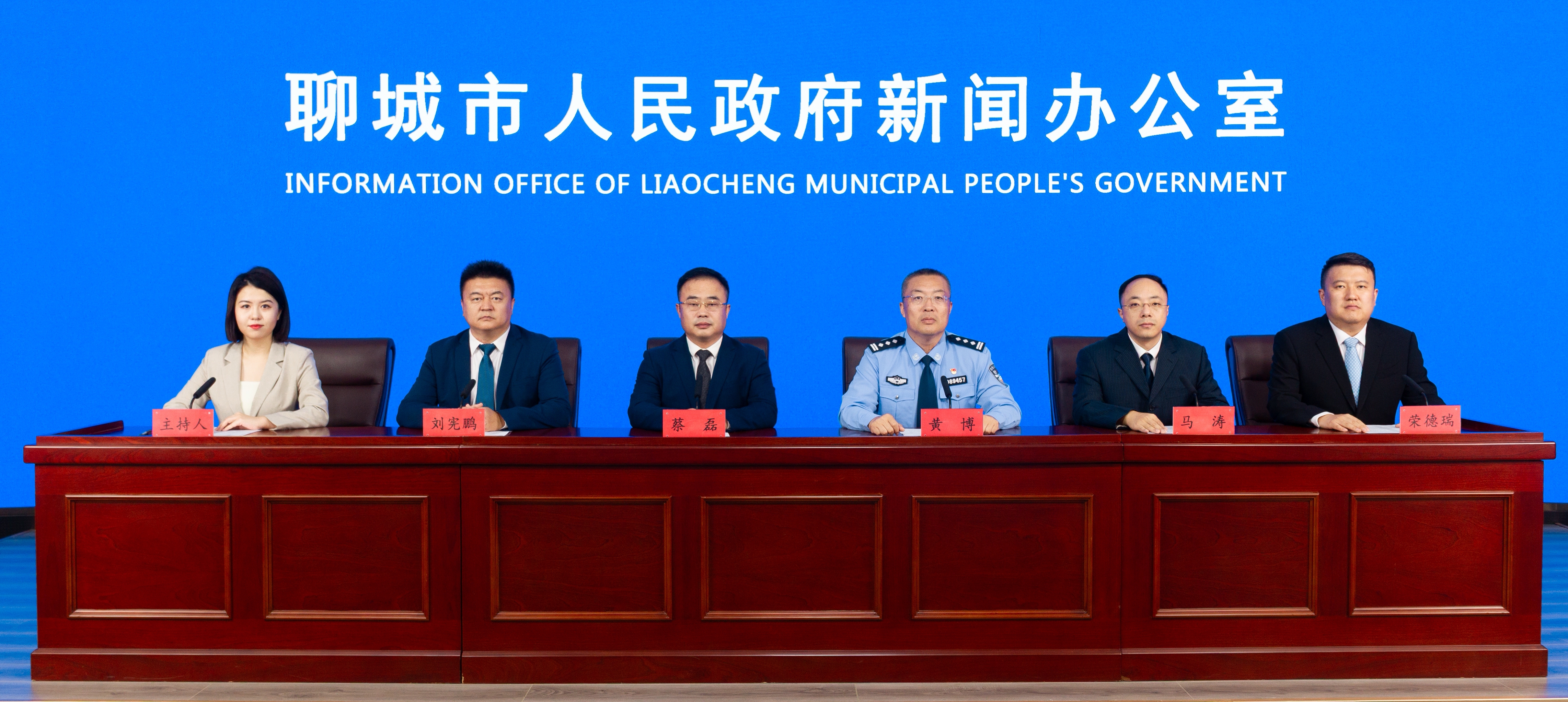 右侧图片